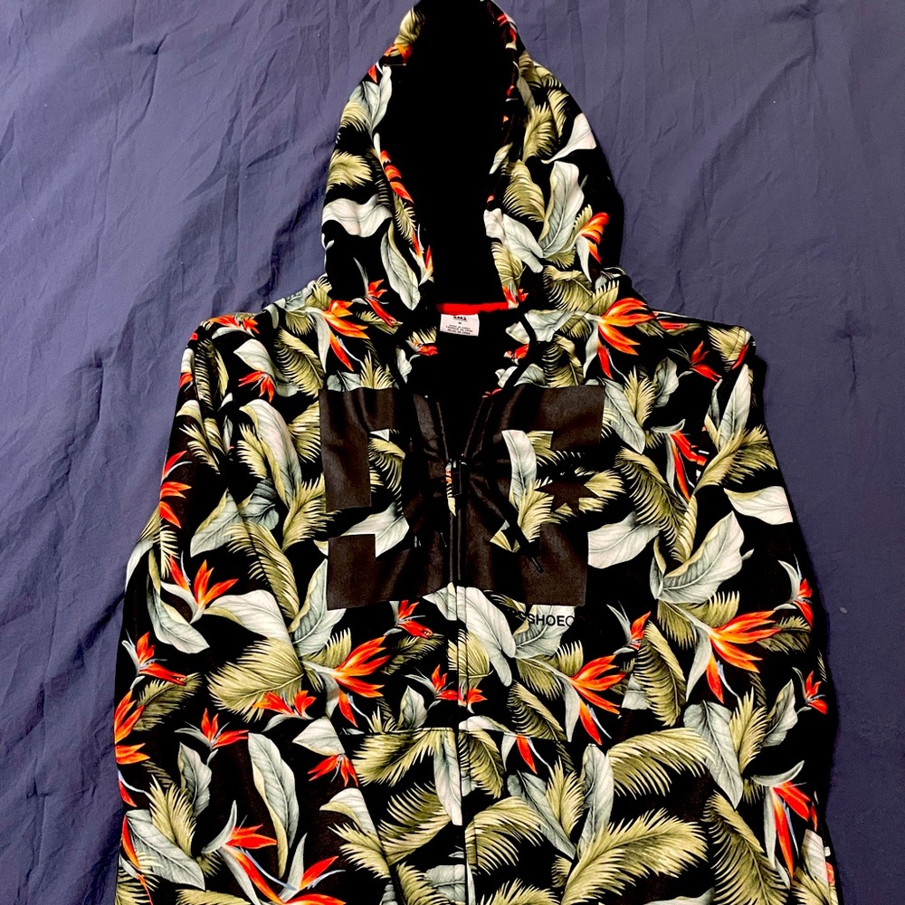 DC zip up sweatshirt/jacket
